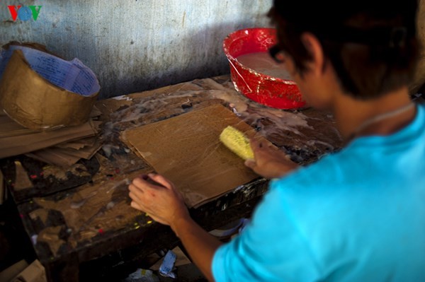 Unicorn head making booms ahead of full-moon festival - ảnh 2